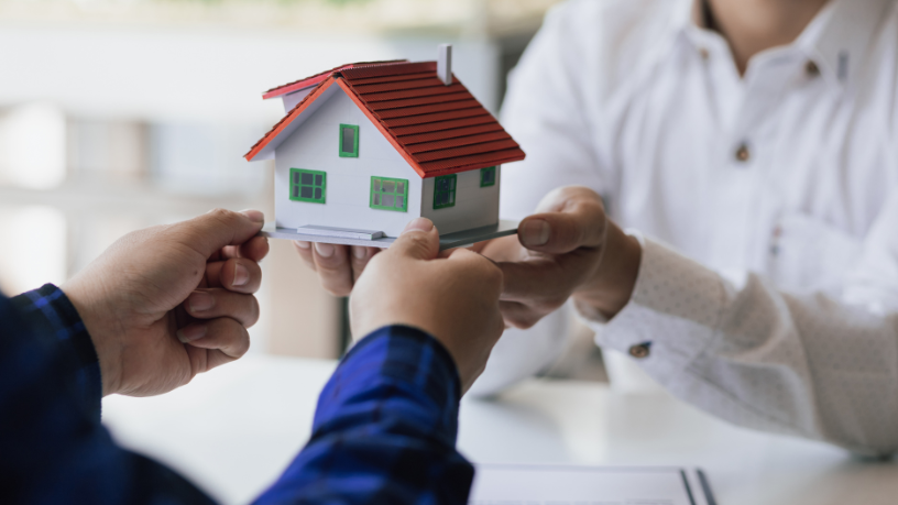 Why lawyers recommend living inheritance, according to Christian Zini Amorim.