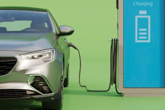 Teciomar Abila discusses whether electric cars are truly revolutionizing urban mobility.